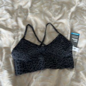 Gap Blackout Jacquard Low Impact Sports Bra